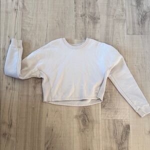 bone colored Vuori Restore Cropped Sweatshirt